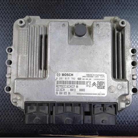 Електронний блок керування двигуном 0281015782 Bosch