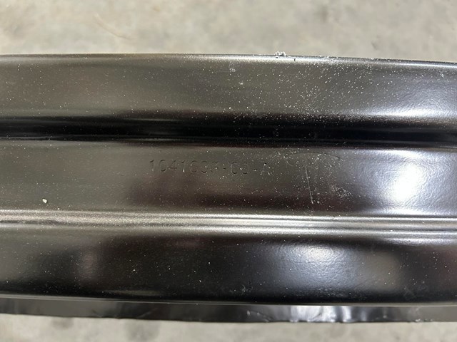 Наповнювач бампера заднього Tesla 104168500A ціна, від 50.68 USD