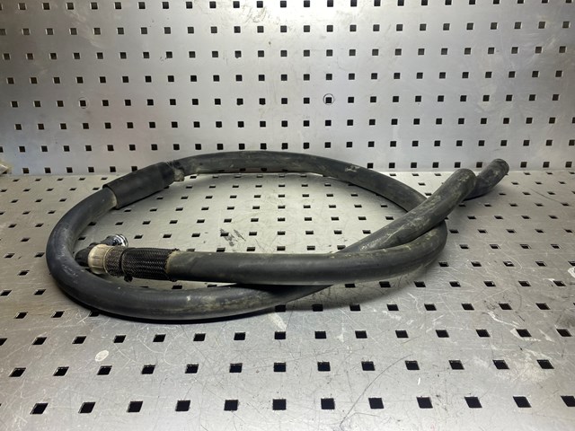  Tesla 600734200J