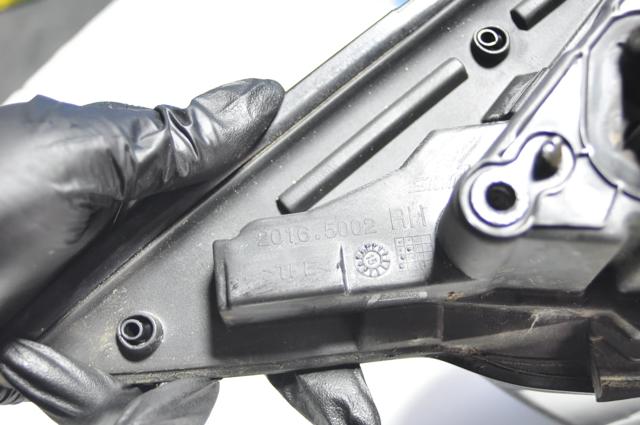 Купити LR048637 Land Rover Дзеркало праве