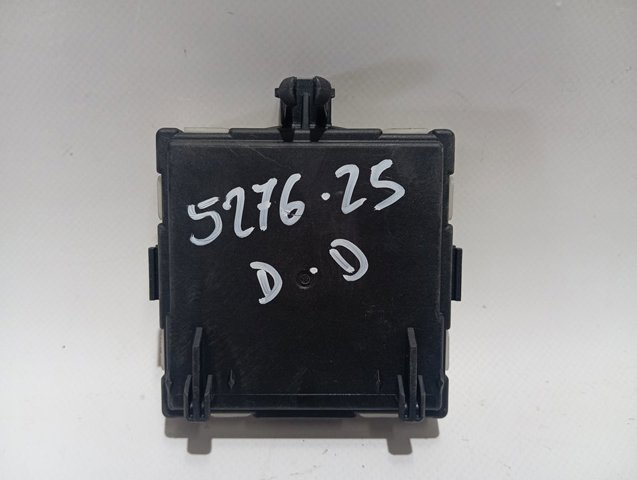 A1679004211 Mercedes Блок комфорту передніх дверей