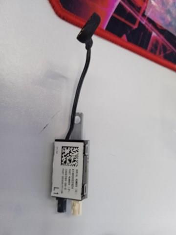 100479300E Tesla 