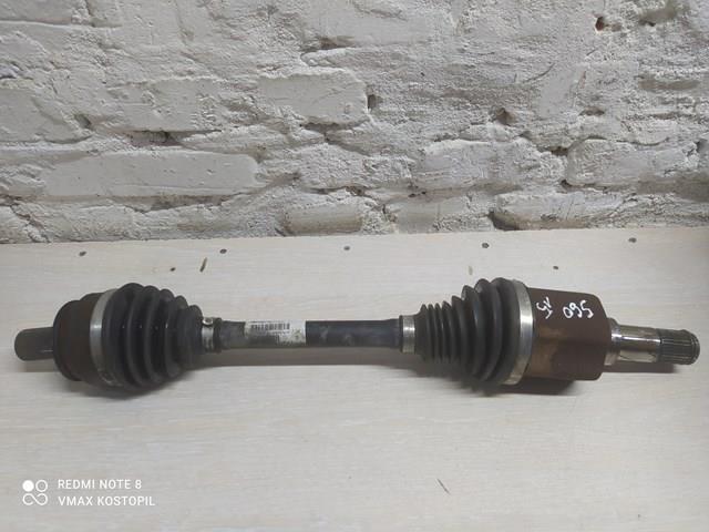 31325116 Volvo Привід лівий