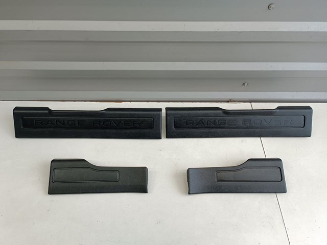 Купити LR042987 Land Rover 