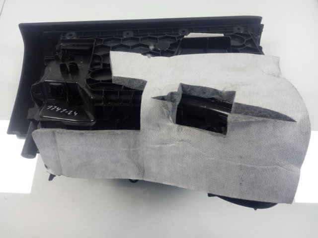  72758410 BMW