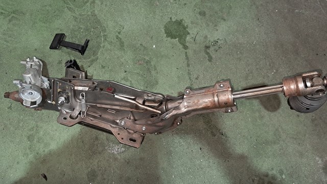 Рульова колонка Ford BK213C529GB ціна, від 205.34 USD