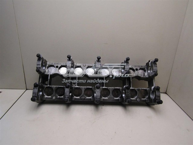 Купити Корпус распредвала Mercedes C  W202