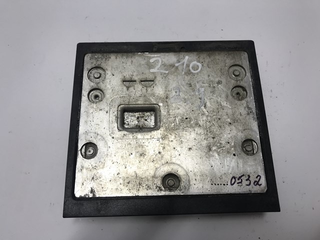 Купити A2105450532 Mercedes 