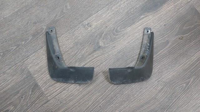 BHS2V3460 Mazda Бризковики задні, комплект