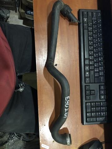 Шланг (патрубок) термостата BMW 11537552388