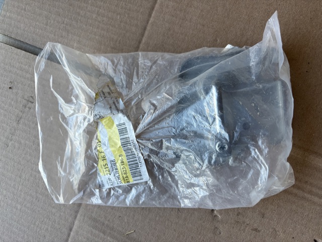 81A823186B VAG 