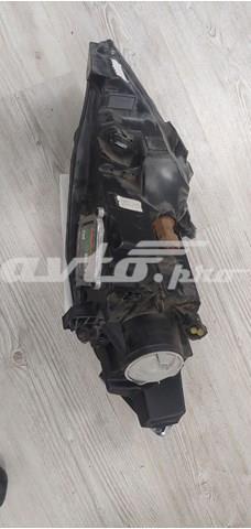 Фара права EJ7Z13008C Ford