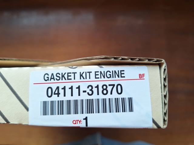 Комплект прокладок двигуна, повний Toyota 0411131873 ціна, від 192.40 USD