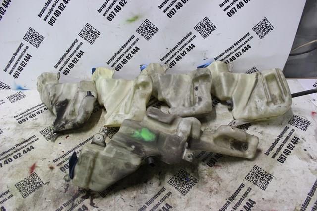 Бачок омивача лобового скла VAG 8D0955453B ціна, від 10.13 USD