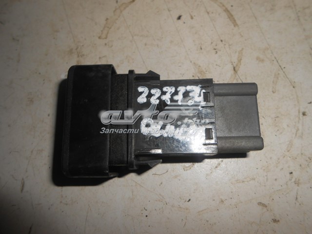 Кнопка включення аварійної сигналізації Nissan Almera I хетчбек (N15) (1995 - 2000) ціна, від 16.10 USD