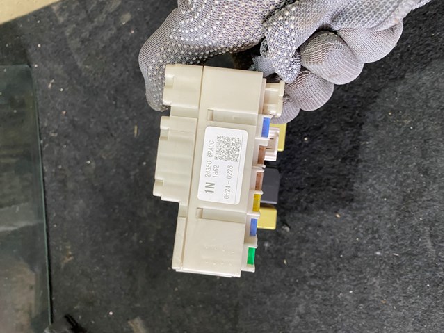 Монтажний блок Nissan/Infiniti 243506RA0C