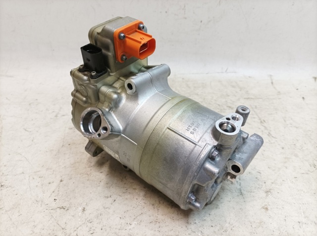 Купити PAD816797A Porsche Компресор кліматичної установки