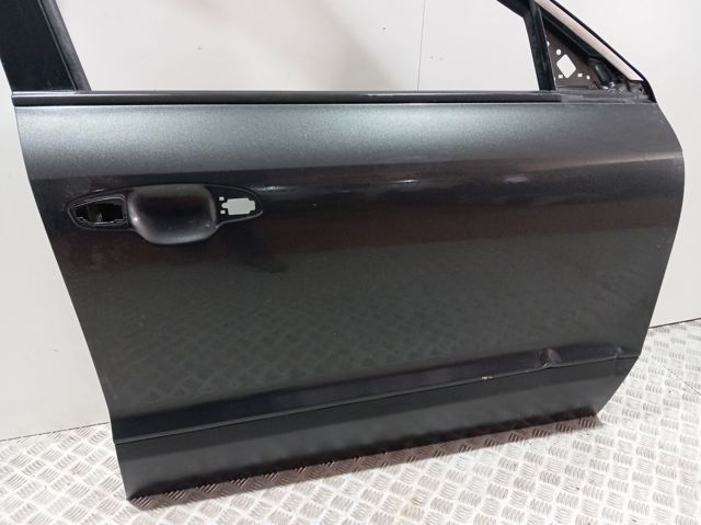 Купити 76004AT000 Hyundai/Kia Двері праві передні