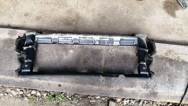 Повітропровід / дефлектор радіатора Land Rover LR027022