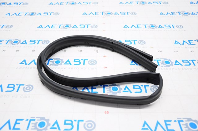 KB7W56770A Mazda Гумка ущільнювача під капот