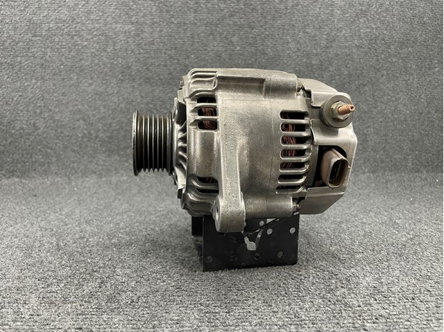 YLE102330 Land Rover Авто генератор