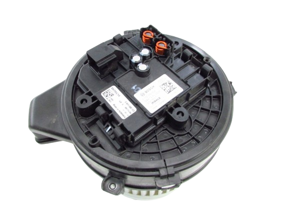 Купити 0130309504 Bosch Електродвигуни (електродвигун обігрівача) або розетка причепа штепсельная