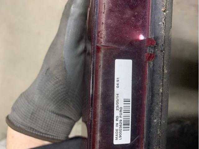 Додаткові задні стопи Ford L90003629