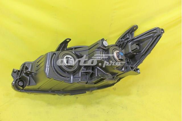 8111006C70 Toyota Основна фара - вставка