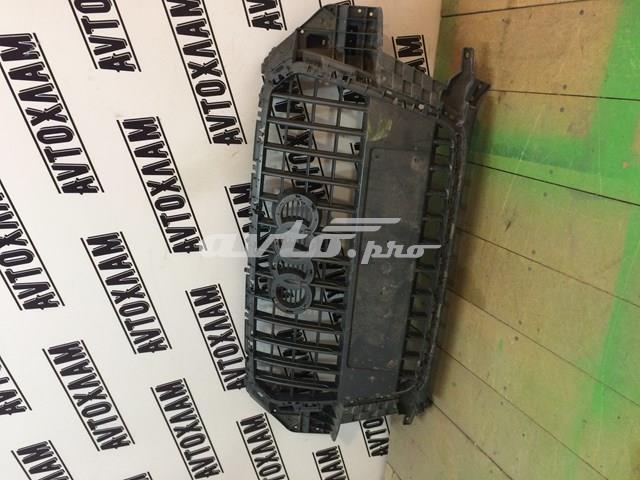 Решітка радіатора 8U0853653H VAG