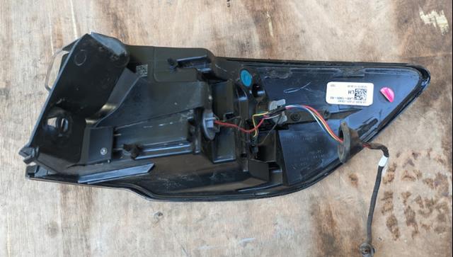 Купити LJ6Z13405E Ford Ліхтар задній