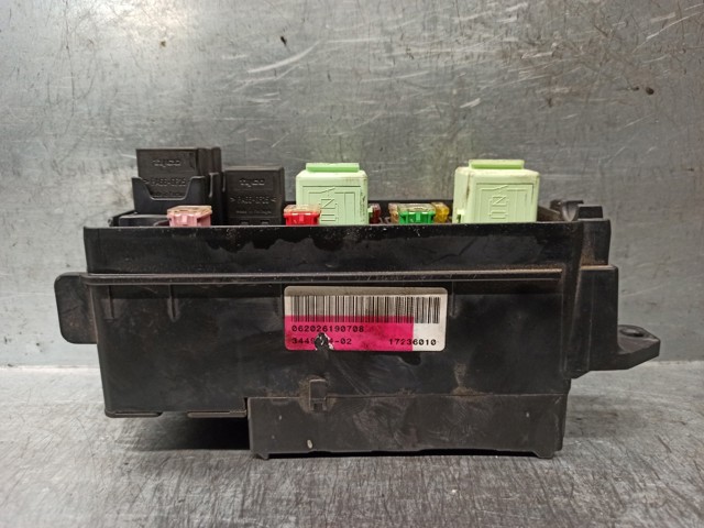 17236010 BMW 