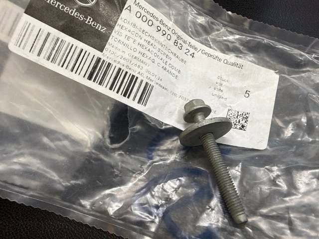 A0009908324 Mercedes 