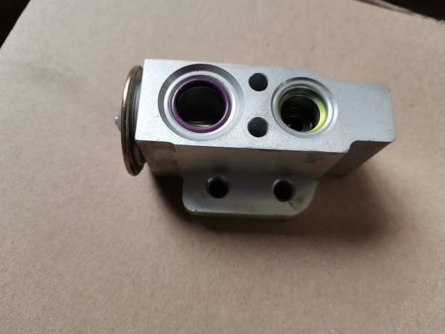  VAG 4G0820181A ціна, від 12.67 USD