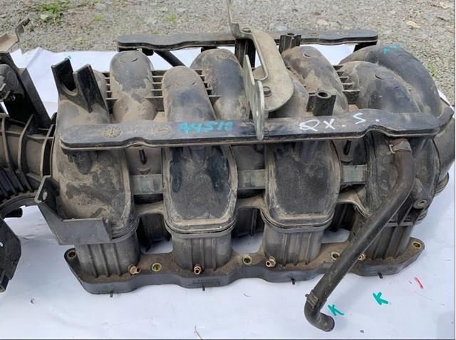 Купити 140011LA0A Nissan/Infiniti Впускний колектор