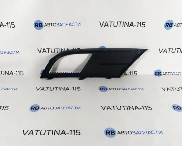 Решітка протитуманних фар ліва Signeda PVW99076CAL