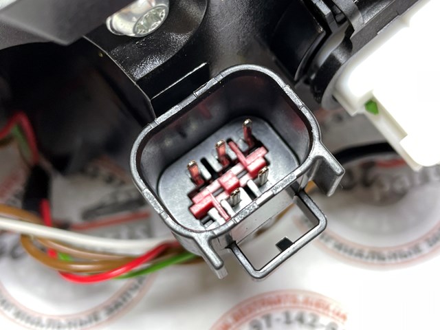 LR037711 Land Rover Задня ліва фара