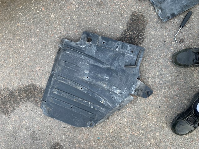 51757387771 BMW 