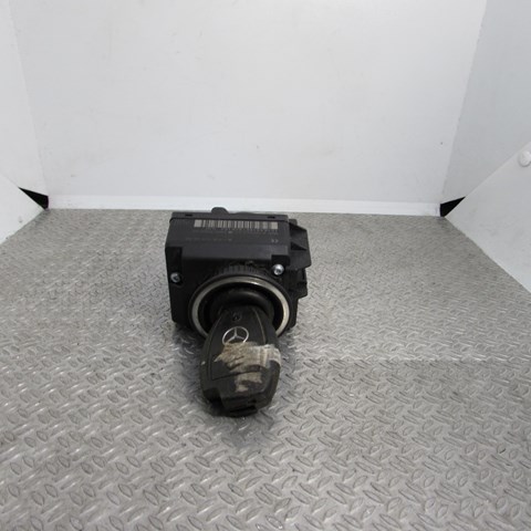 Купити A9069050600 Mercedes 