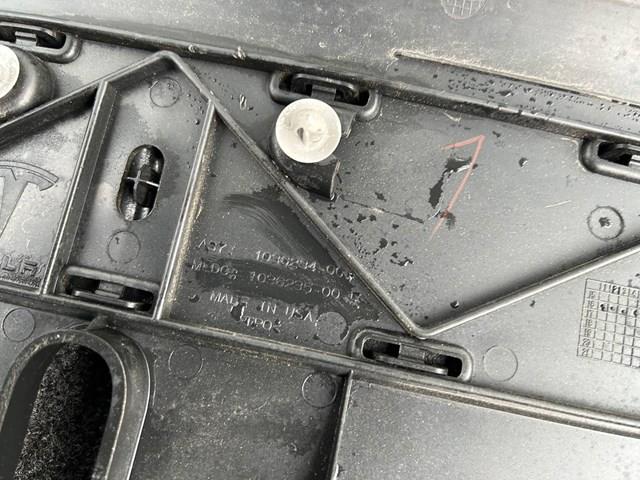 Купити 103623400F Tesla Облицювання багажного відсіку, переднє