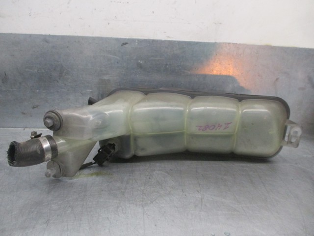  Mercedes A2105000849 ціна, від 42.41 USD