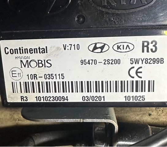  Hyundai/Kia 954002Y570 ціна, від 17.64 USD