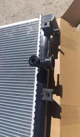 Купити 214606SA0A Nissan/Infiniti Радіатор двигуна