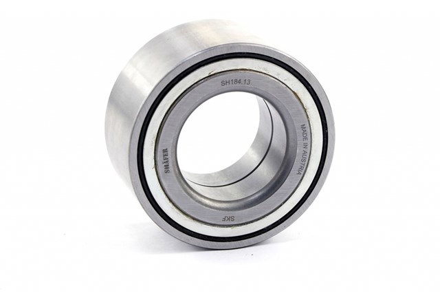 Комплект підшипник маточини передньої Shafer SH18413 ціна, від 10.48 USD