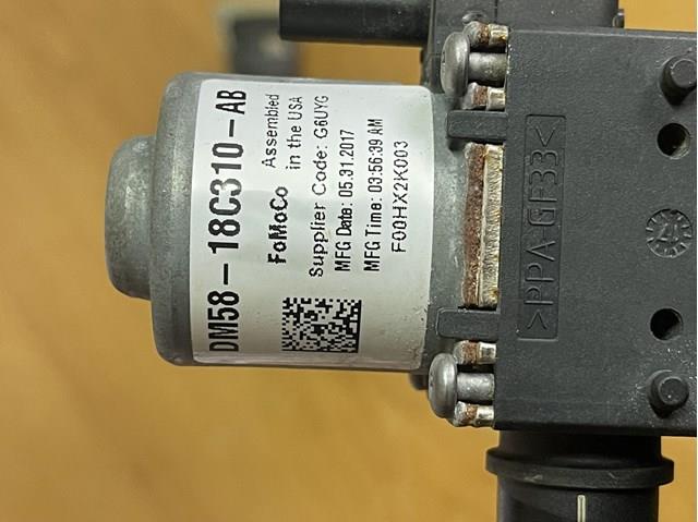Купити DM5818C310AB Ford 