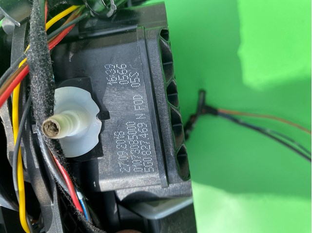  VAG 5G0827469