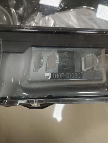D10E51030 Mazda Основна фара - вставка