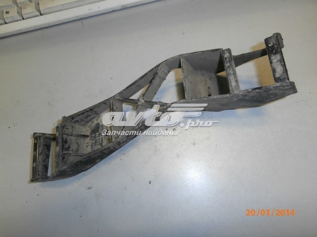 Купити 90224078 Opel Направляюча заднього бампера, ліва