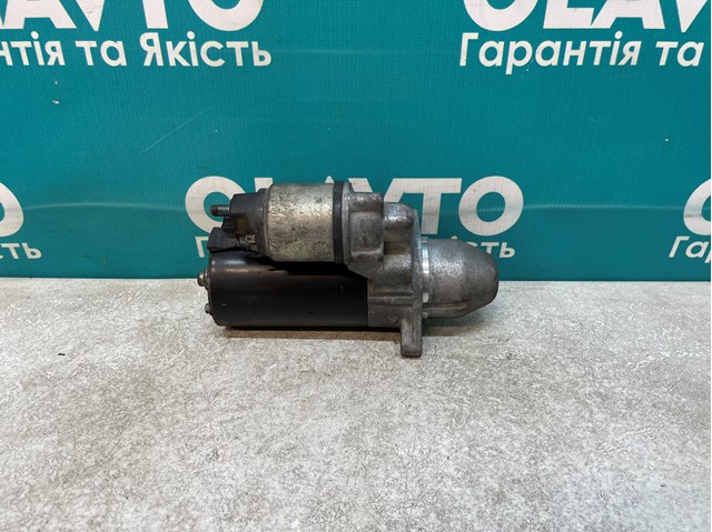 Стартер 55570445 Opel