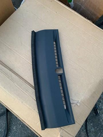  Land Rover LR094598