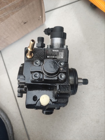 Насос паливний високого тиску Bosch 0445010324 ціна, від 529.12 USD